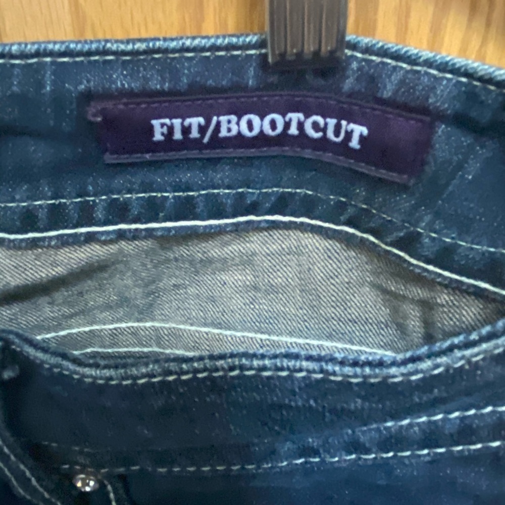 Boot cut rhinestone embellished jeans - Picture 4 of 7